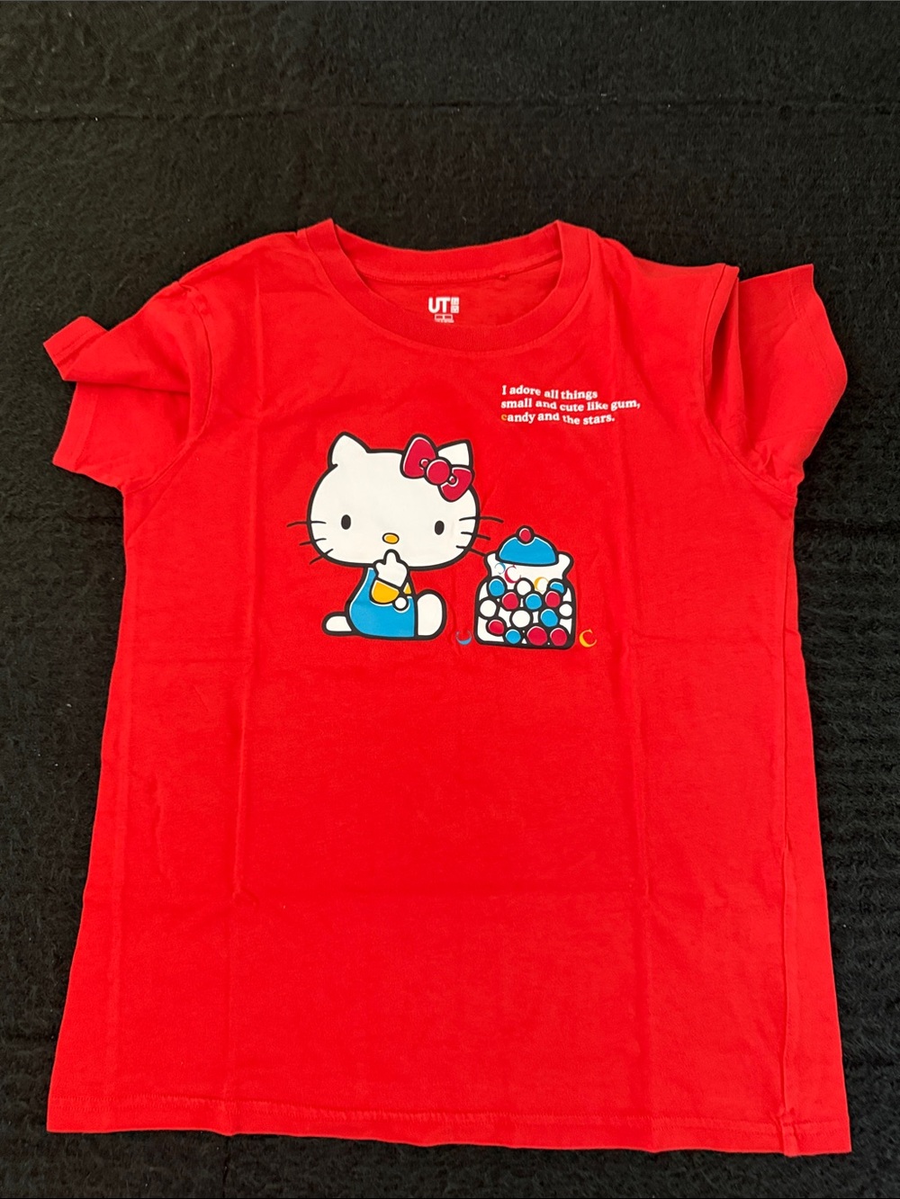 UT Uniqlo Hello Kitty Red Graphic Tee